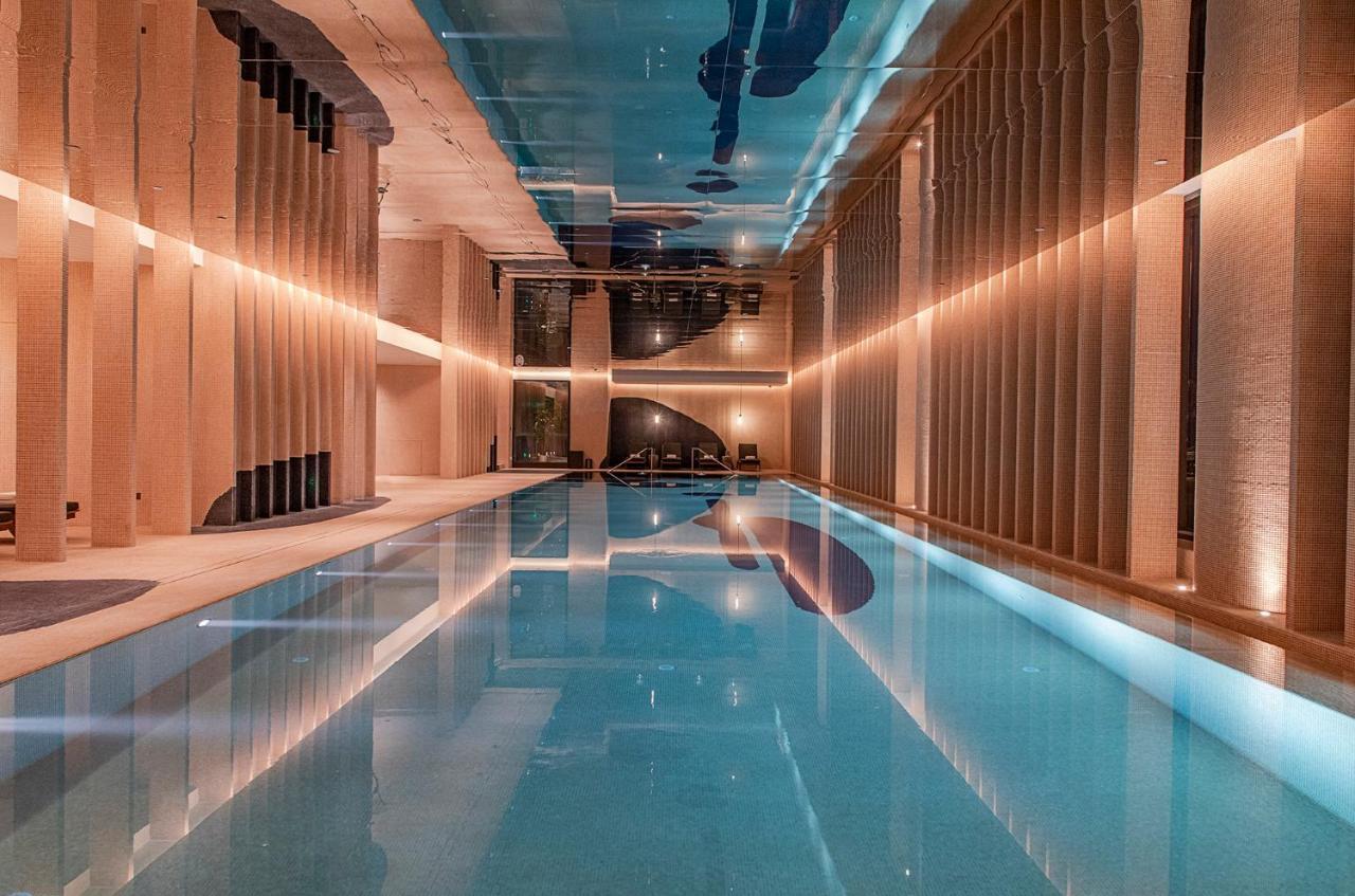 Mumian Beijing Daxing International Airport, Part Of Hyatt Hotel Buitenkant foto The pool at The Standard London